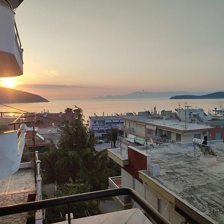 Seagull Apartments Nea Peramos  Luaran gambar